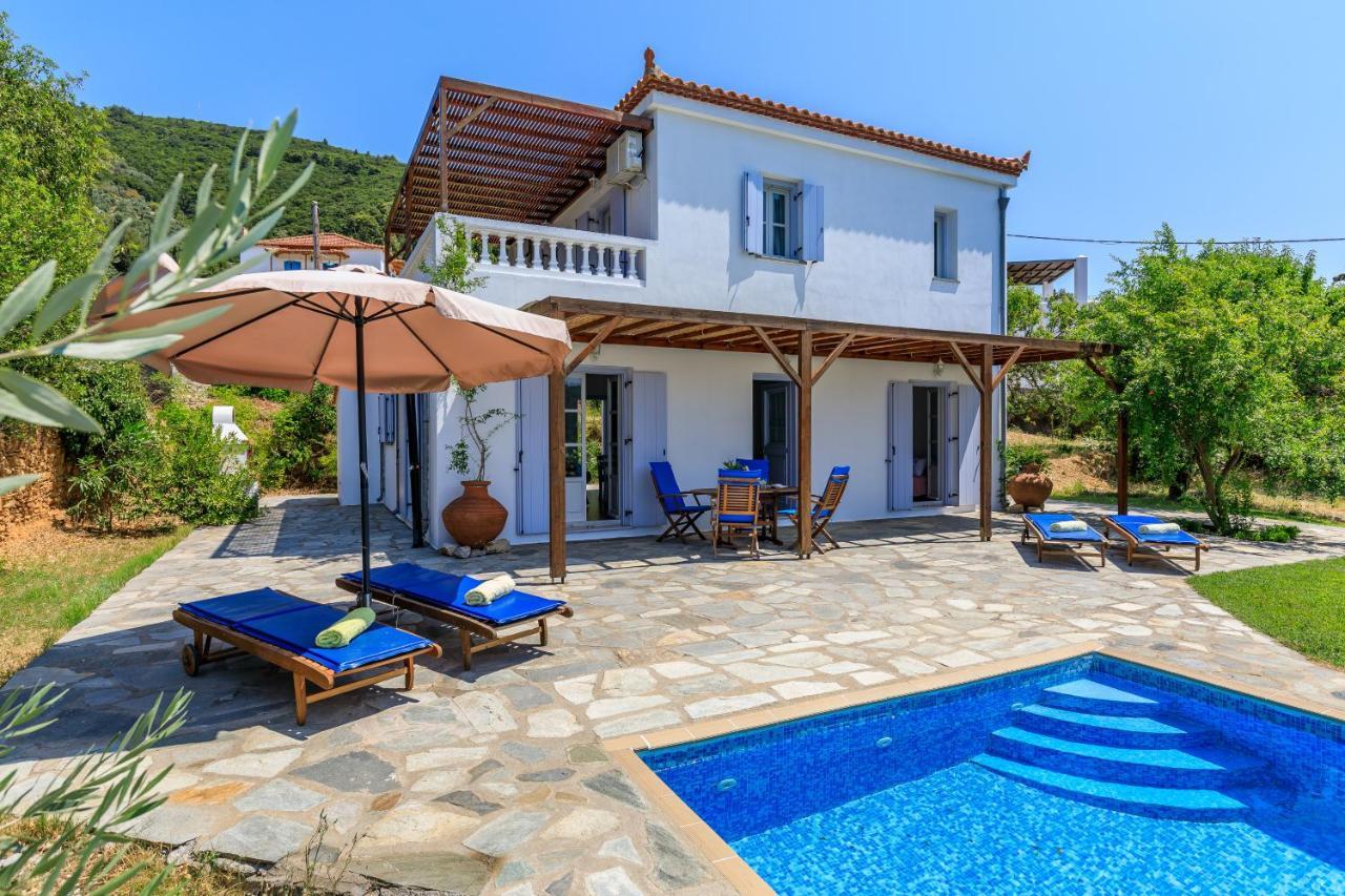 Villa Rodia With Swimming Pool On Skopelos Island Eksteriør billede
