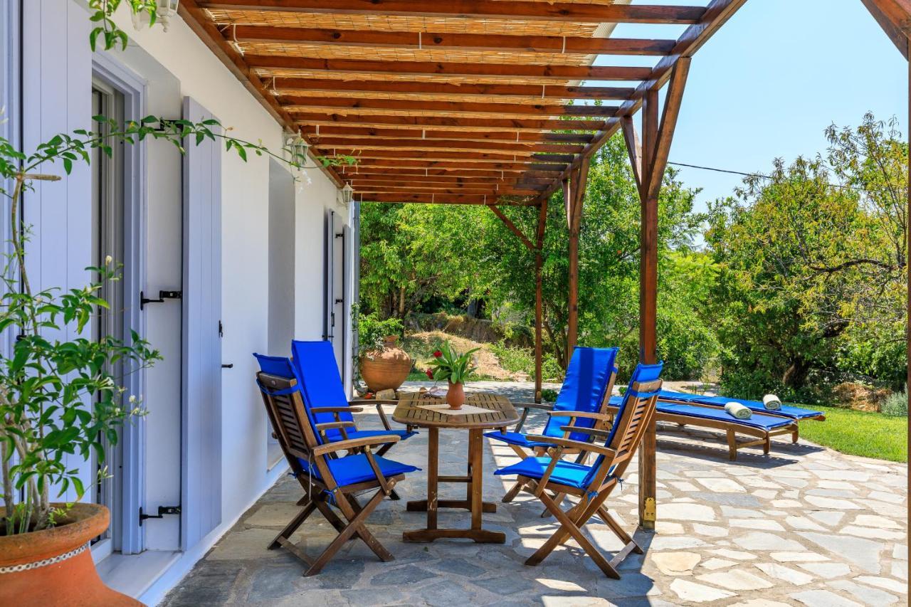 Villa Rodia With Swimming Pool On Skopelos Island Eksteriør billede