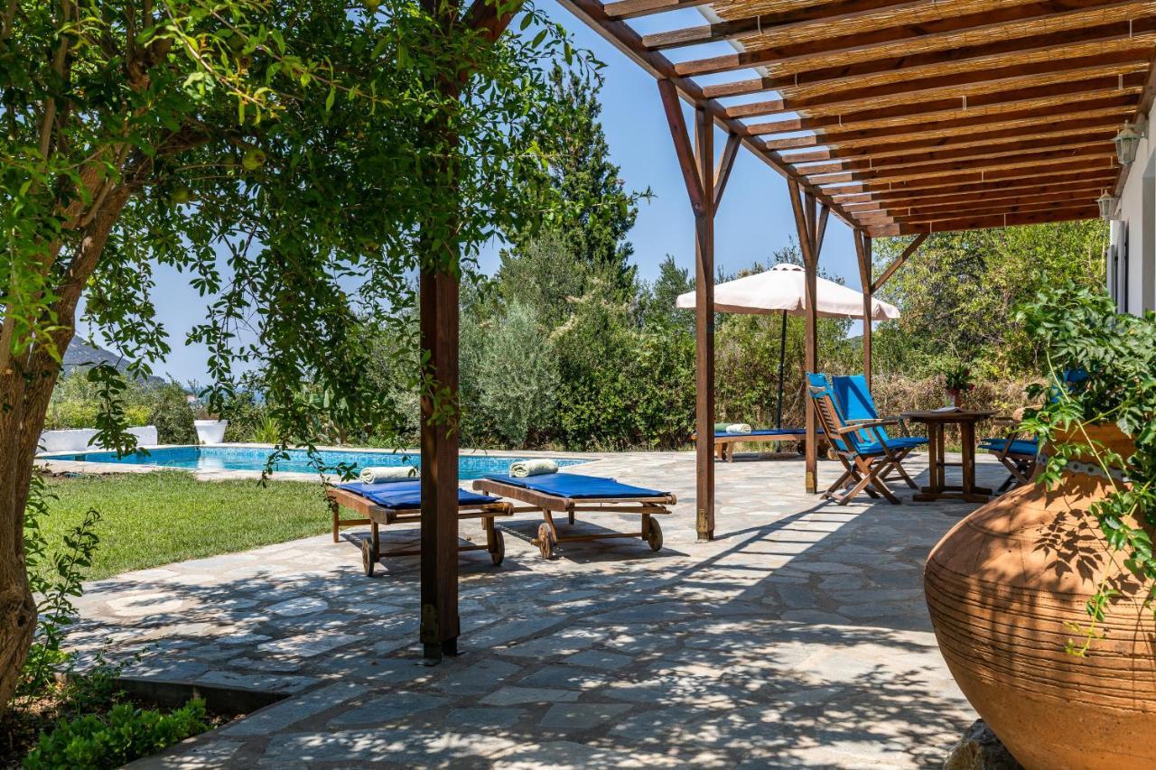 Villa Rodia With Swimming Pool On Skopelos Island Eksteriør billede